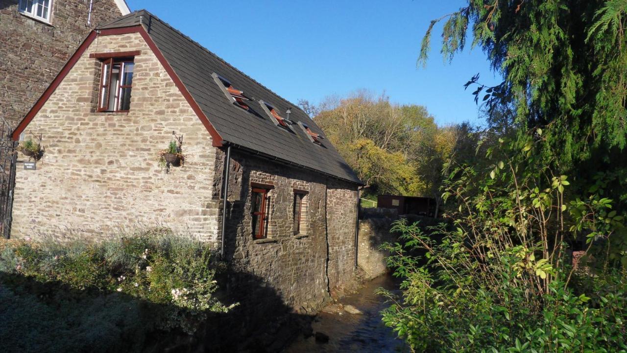 Llangorse Penybont Barnヴィラ エクステリア 写真